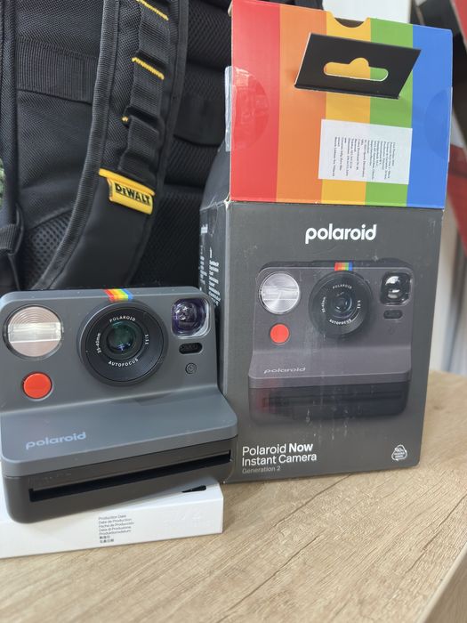 Polaroid Now instant camera Generation 2