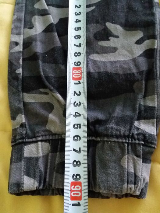 Панталон / дънков-карго, чисто нов и Анцунг - долница !