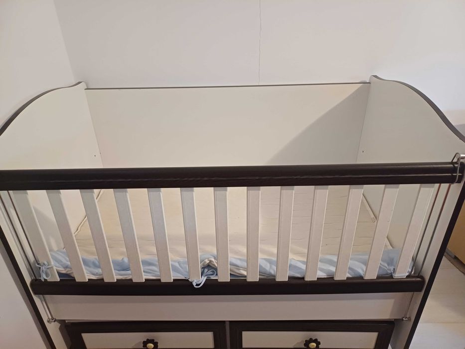 Бебешко/детско легло/кошара