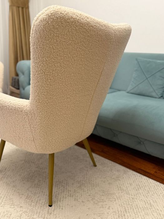 Fotoliu alb-crem leaving