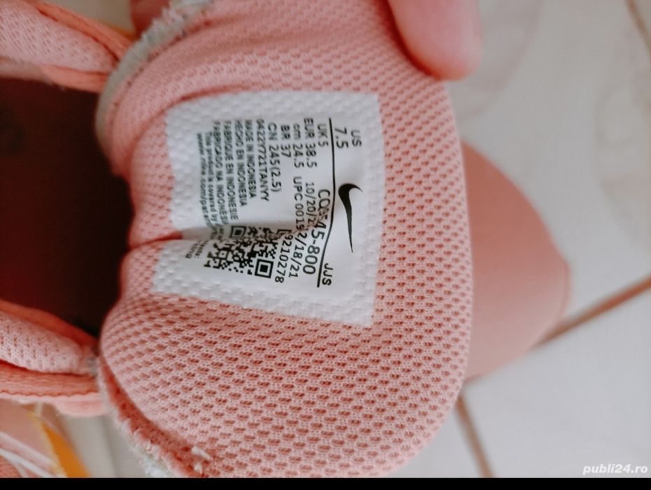 Pantofi Nike mărimea 38.5 femei