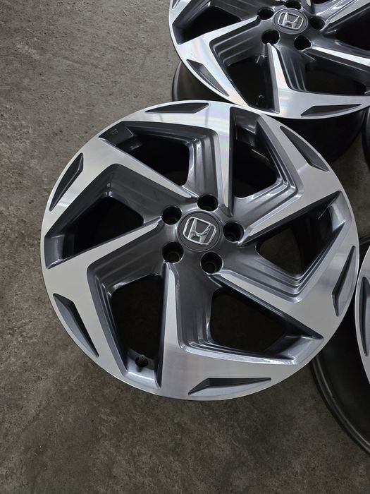 Джанти 19 / 5х114,3 - Honda CRV 5x114,3