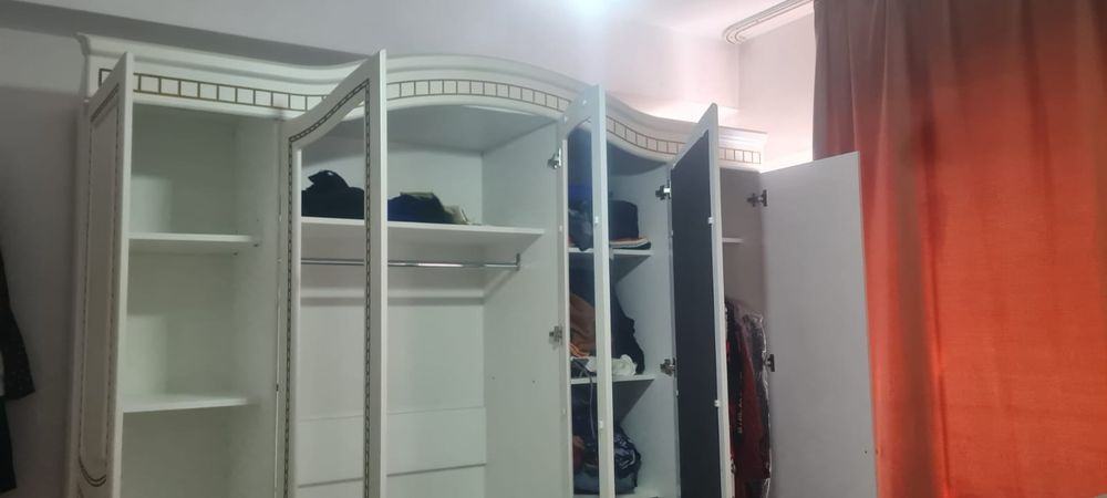 Продам спальный гарнитур Венера