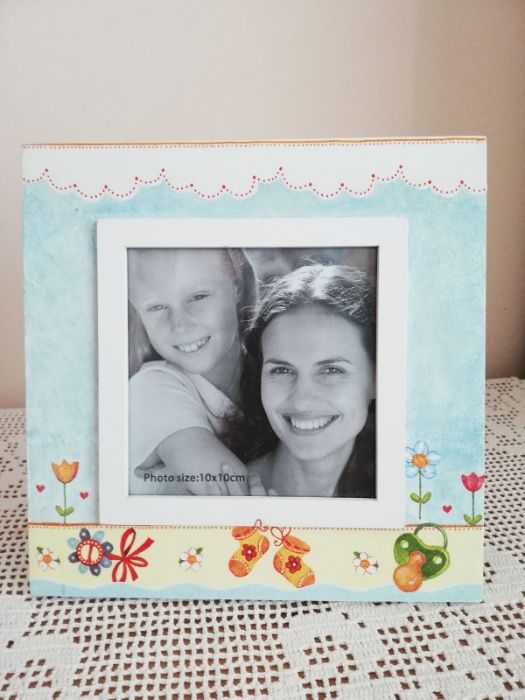 Бебешки рамки за снимка ДЪРВЕНИ, със стъкло, РЪЧНА декорация