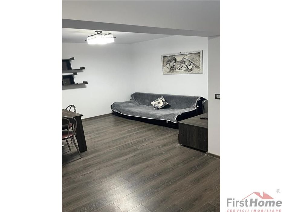 Spatiu birouri,cabinete,intrare stadala,zona Pompieri,76 mp utili