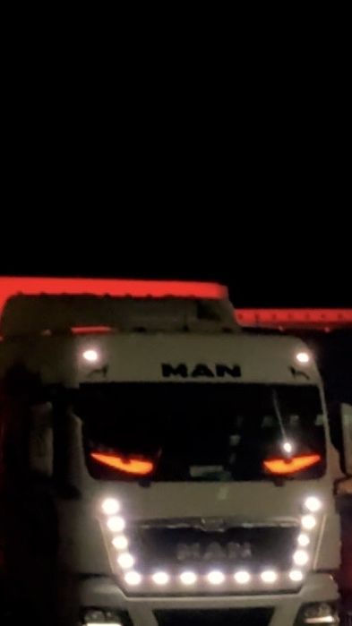 Ochi led camion noi