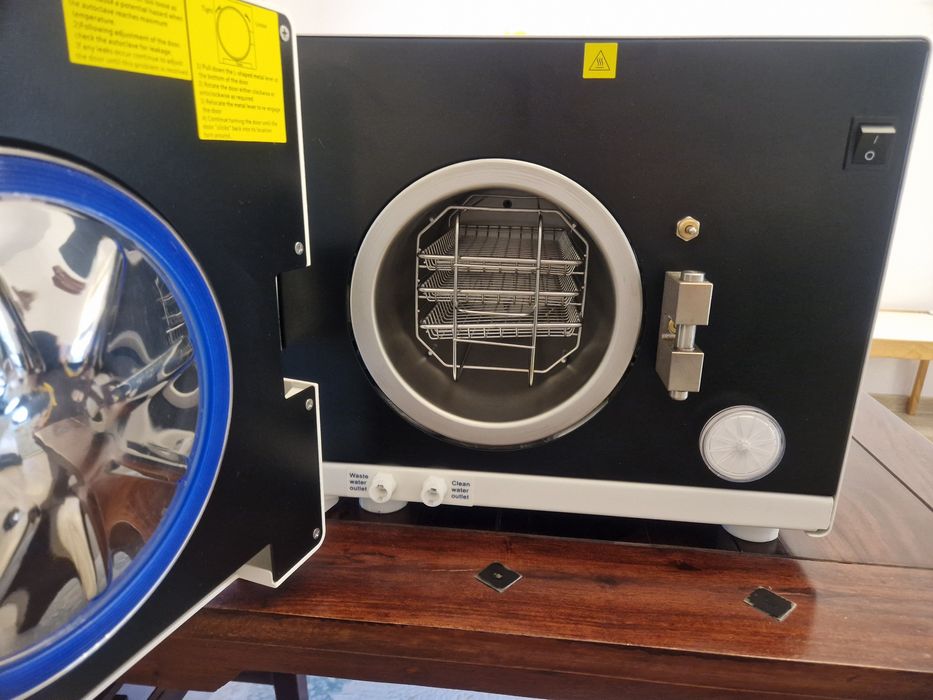 Autoclav sterilizare 8L NOU