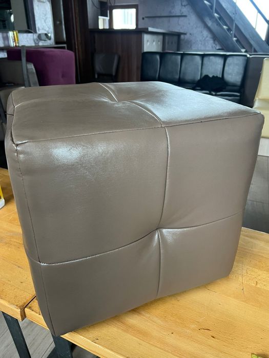 Tabureti imitație piele