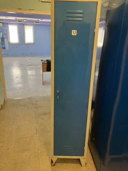 Метални гардероби/шкафове