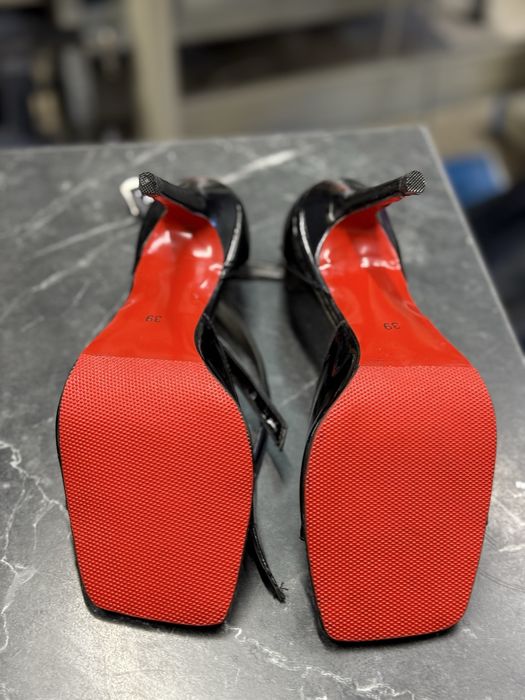 Ремонт чемоданов обуви сумок