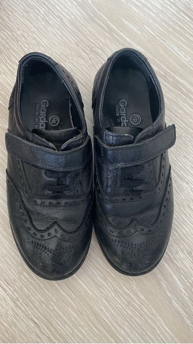 Детская обувь на мальчика и девочку