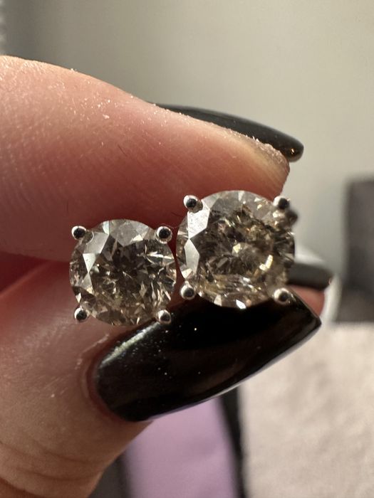 Диамантени обеци от 14 карата бяло злато с 2 карата естествени диамант