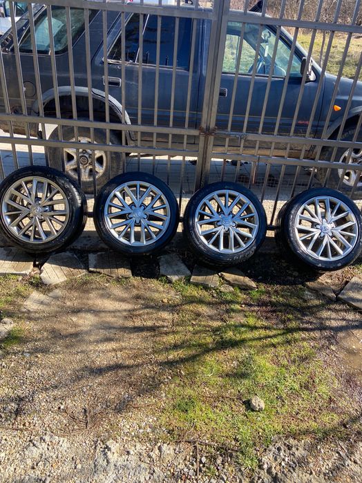 Гуми с джанти Toyota Corolla 225/45 R17