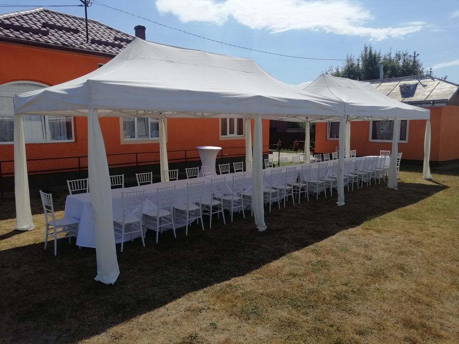 Închiriez Cort/Corturi Scaune Mese