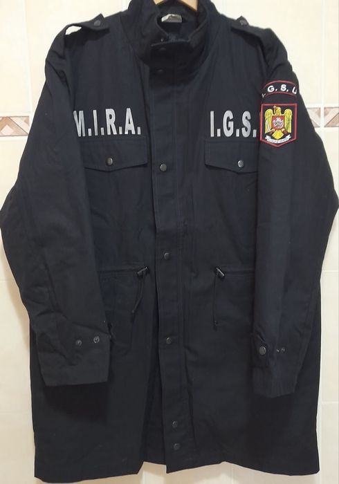 Scurta IGSU aproape noua marimea 50 cu II.