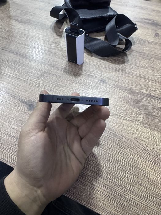 Iphone 16e с гаратнией