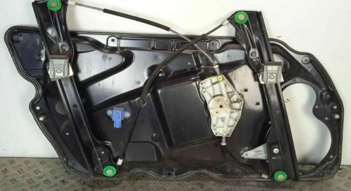 Ansamblu macara geam electrica  dreapta fara 3C1837756G Volkswagen VW