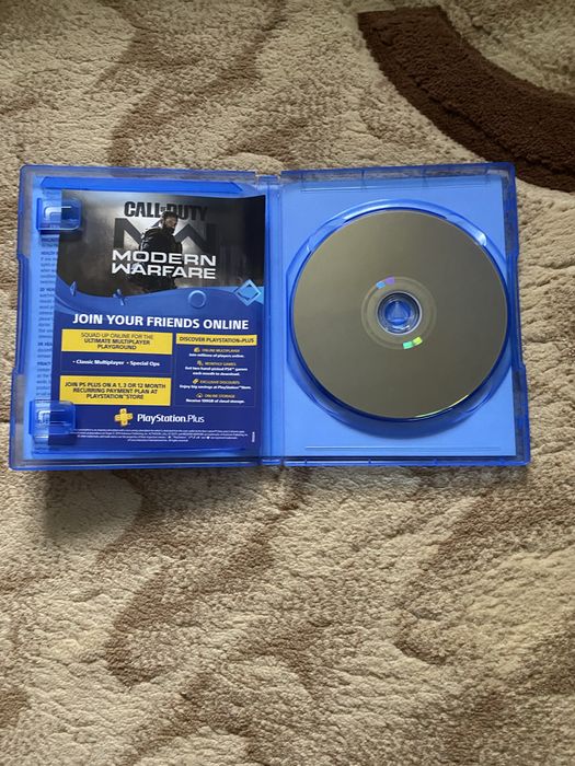 Joc Call of Duty: Modern Warfare PS4 – În Stare Excelentă, cu Pliant Inclus