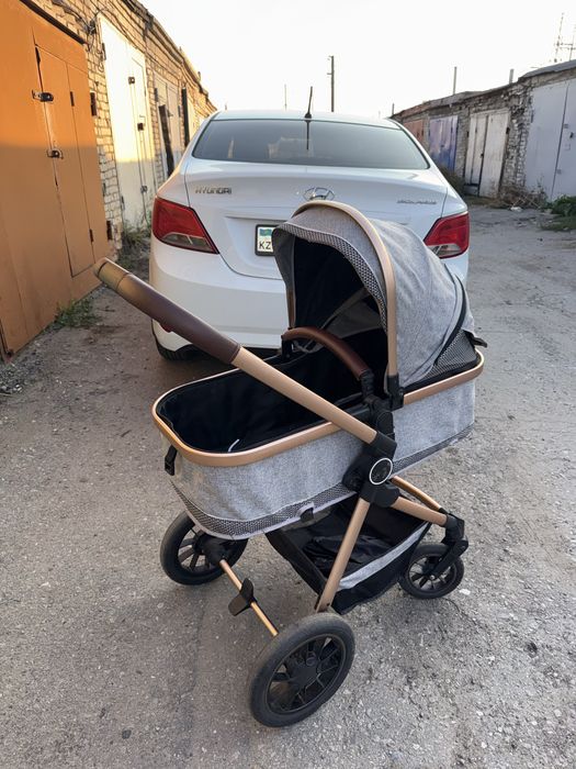 Продам коляску детскую