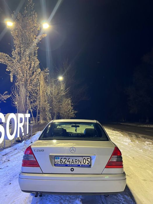 Mercedes-Benz W202 2.8