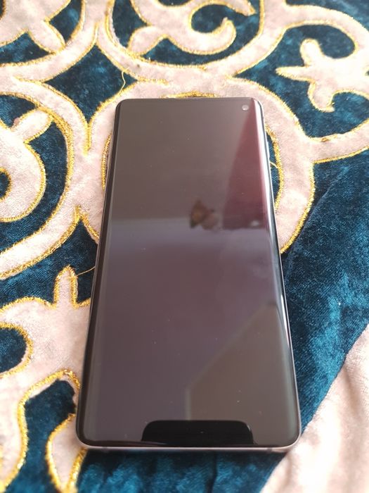 Продам samsung s10