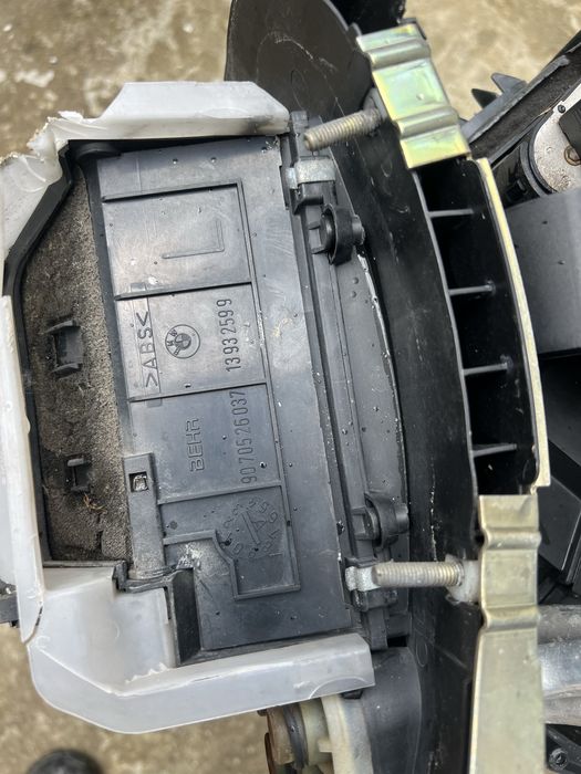 Парно за bmw e46 2003 година