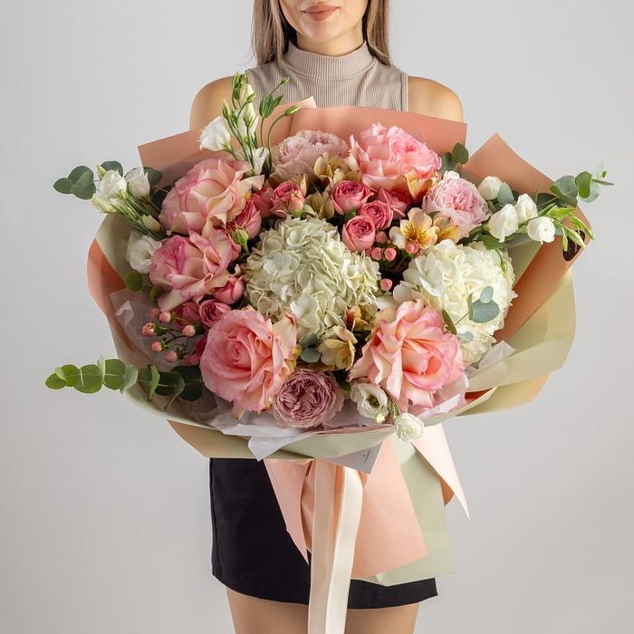 Пионы; Розы большой выбор