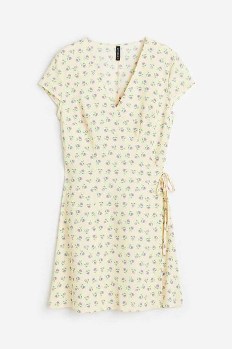 Крепирана рокля с прехвърляне