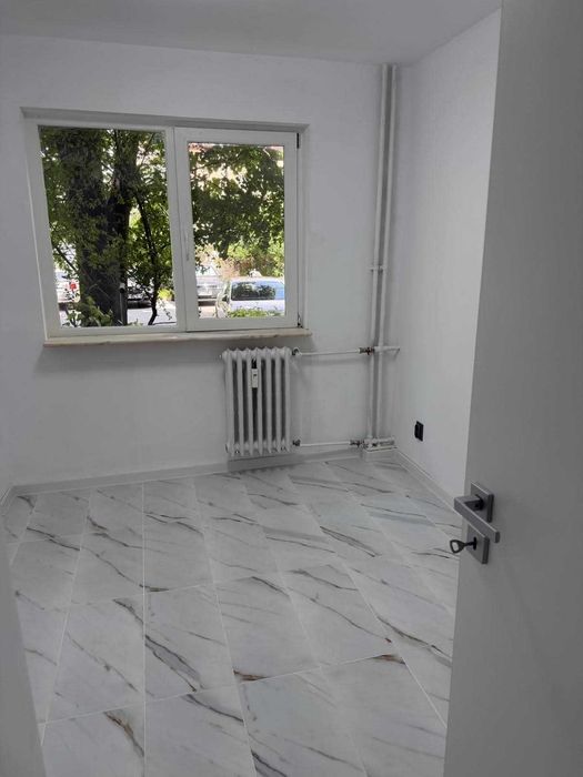 PROPRIETAR Apartament 2 camere Nanterre, Bloc I6, Parter
