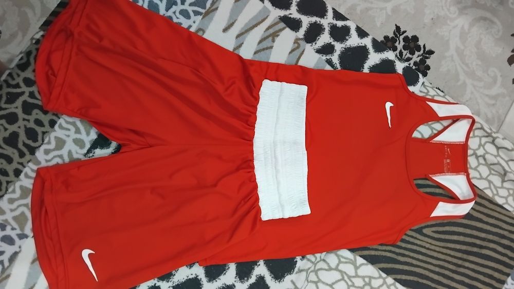 Продам боксерскую форму.