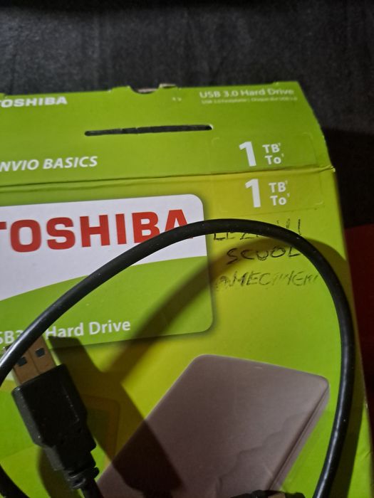 Vand hdd toshiba 1tb
