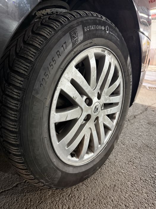 Renault Espace 2.2 Dci Автоматик 7 места Зимни гуми Теглич Климатроник