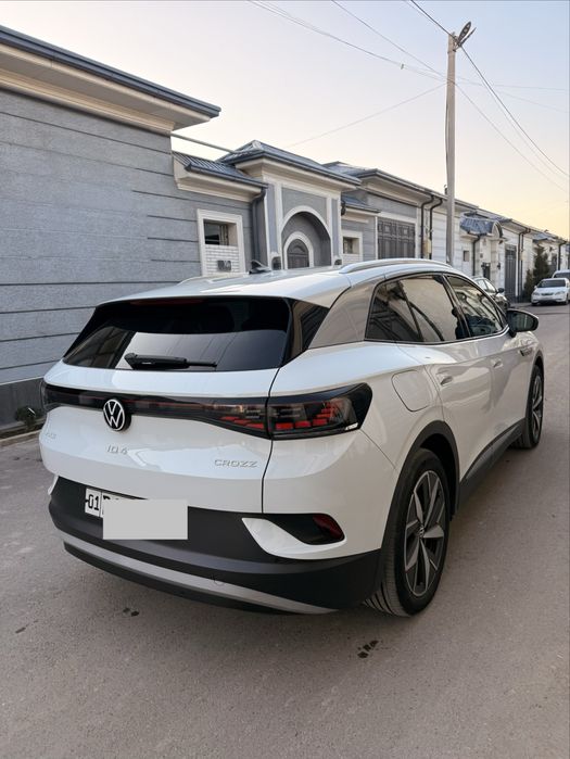 Wolswagen ID4 электро мобил сотилади