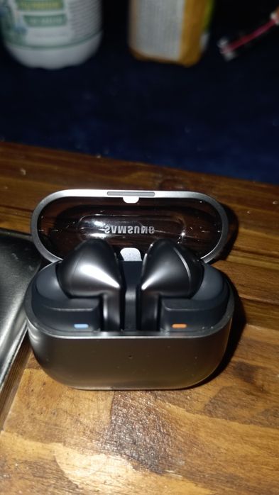 Casti Samsung Buds 3 Pro