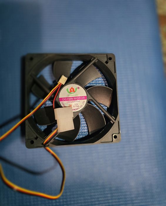 Вентилятор охлаждения для компьютера.