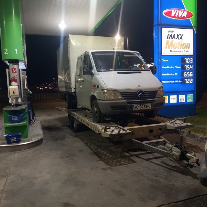 Vând  sprinter 413 an 2000