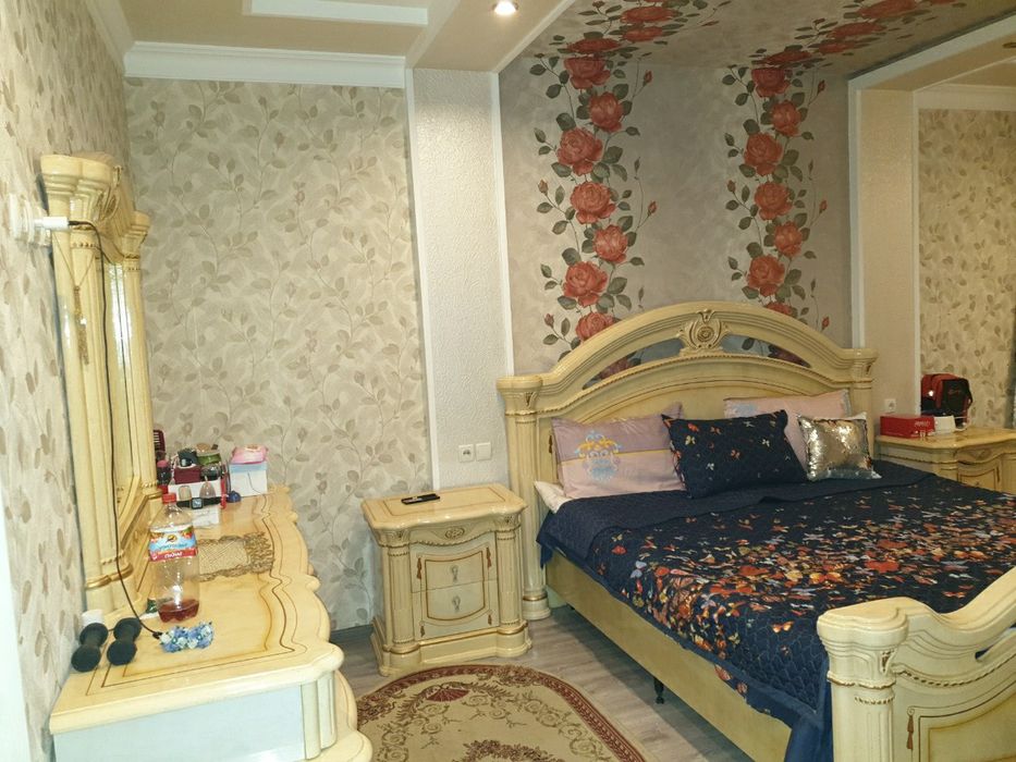 Bel tepada 5 xonali uy sotiladi