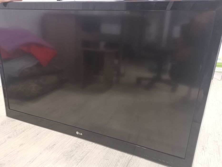 Телевизор LG 47"