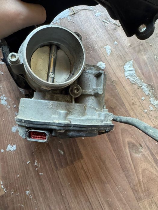 Продам запчасти Lada Largus