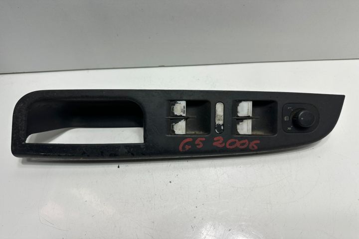 Consola butoane geam sofer 1k4868049 Volkswagen VW Golf a 5-a generat