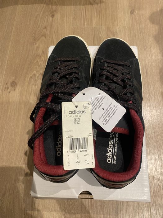 Кроссовки adidasneo