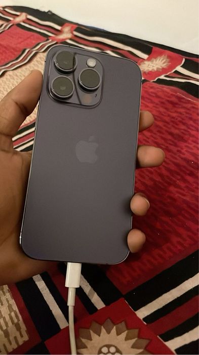 Продам обмен iphone 14 pro 256