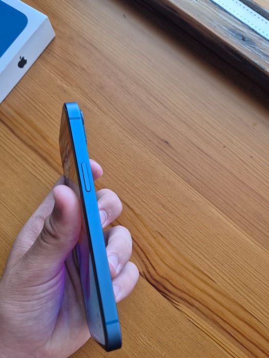 iPhone 13 состояние идеал 88% akb 128g