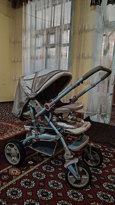 Болалар коляскаси сотилади