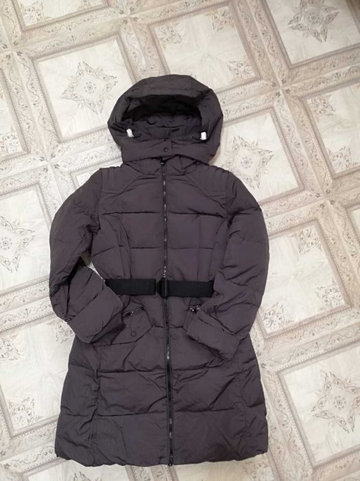 Пальто зимнее на школьницу