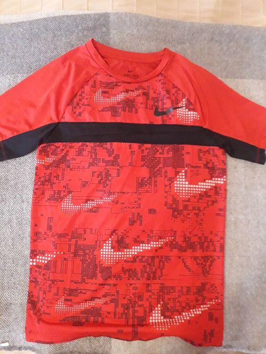 Nike Dri Fit  детски размер 10-12години