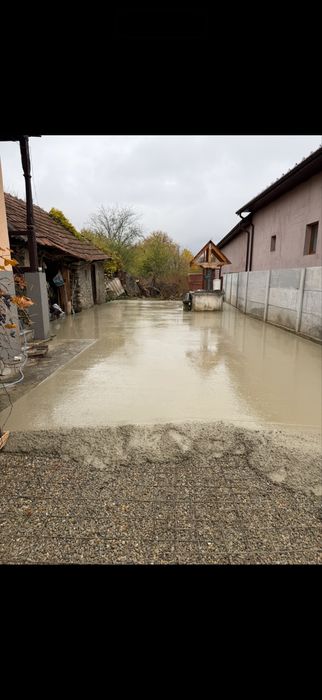 Echipa de constructii interioare /exterioare/turnari /pavaj / tencuiel