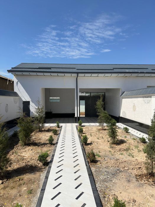 Дом продаётся паркент