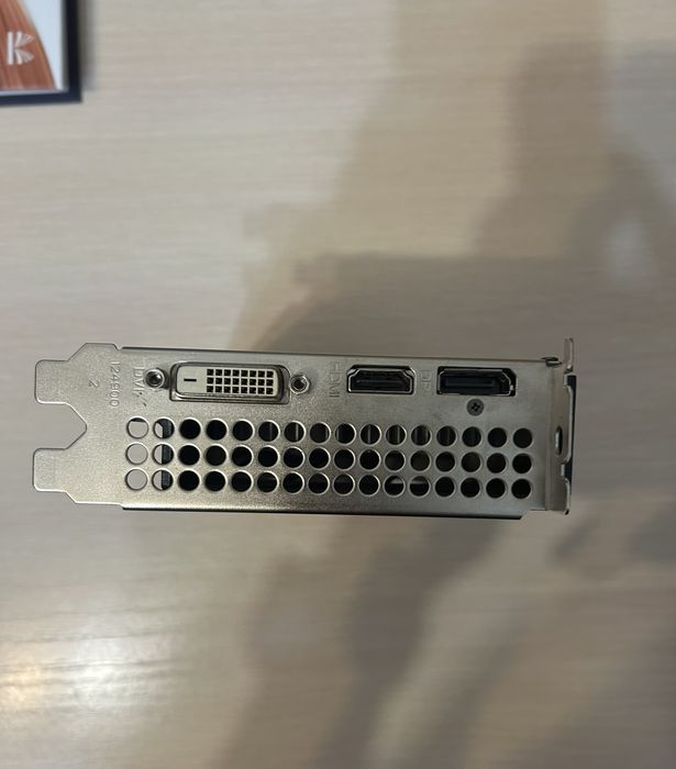 Продам видеокарту GTX 1660 SUPER