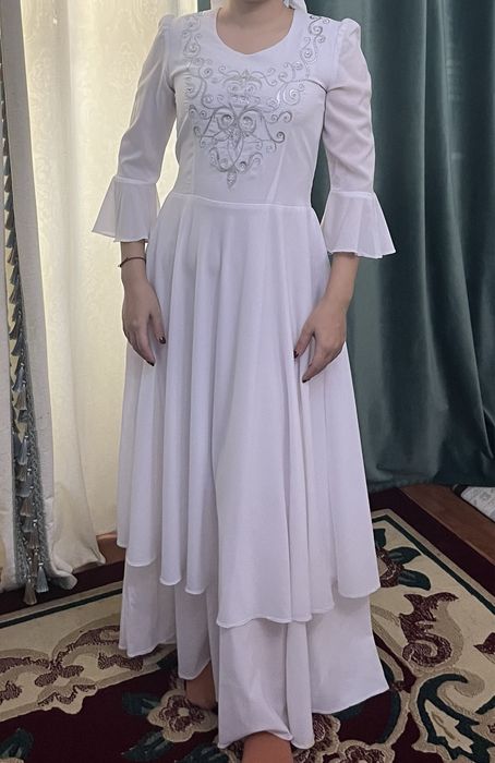 Қазақша көйлек сатылады!